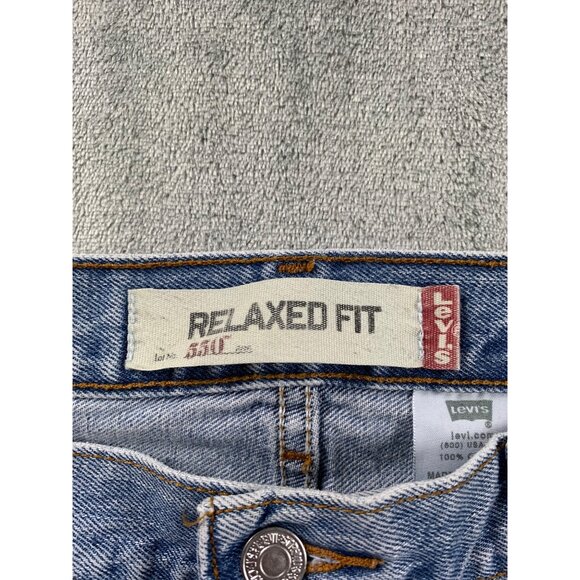 Levi's 550 Men's Relaxed Fit Jeans W36 L32 (FITS W35 X L31) Light Blue Denim - Picture 5 of 11